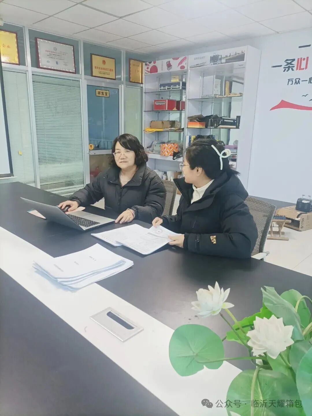 2dc2bc25b7a4c4d444159644e8f933b1.jpg 2dc2bc25b7a4c4d444159644e8f933b1.jpg