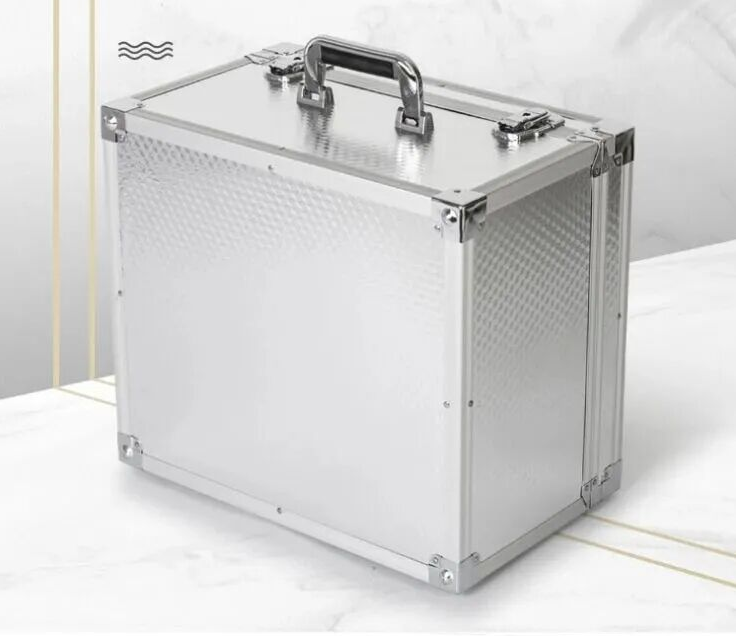 大方包角直角箱体